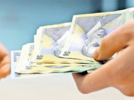Industria electronică vrea să-şi facă propria bancă